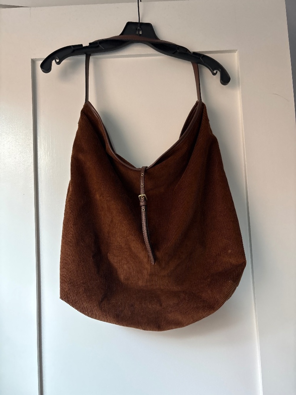 Cute ZARA oversized corduroy bag! Fits everything!!